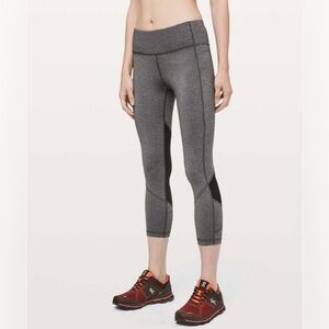 LULULEMON Women’s Pace Rival Crop 22" Heathered Black / Black Leggings Sz 8 EUC